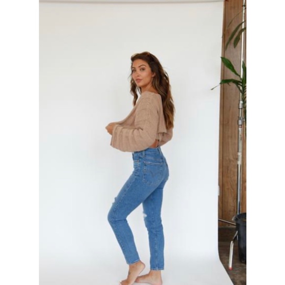 LEVI'S® PREMIUM Wedgie Fit Women's Jeans - Picture 9 of 10